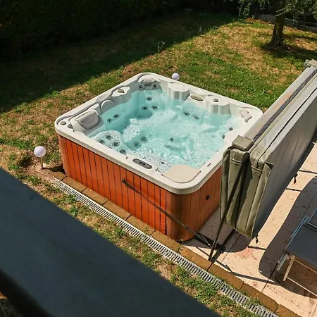 Marilyn View - Pool, Garden, Whirlpool Private * バルドリーノ